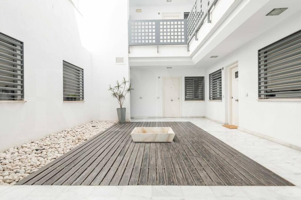 Chic Intimate Studio In The Heart Of Malaga By Rems Exterior photo